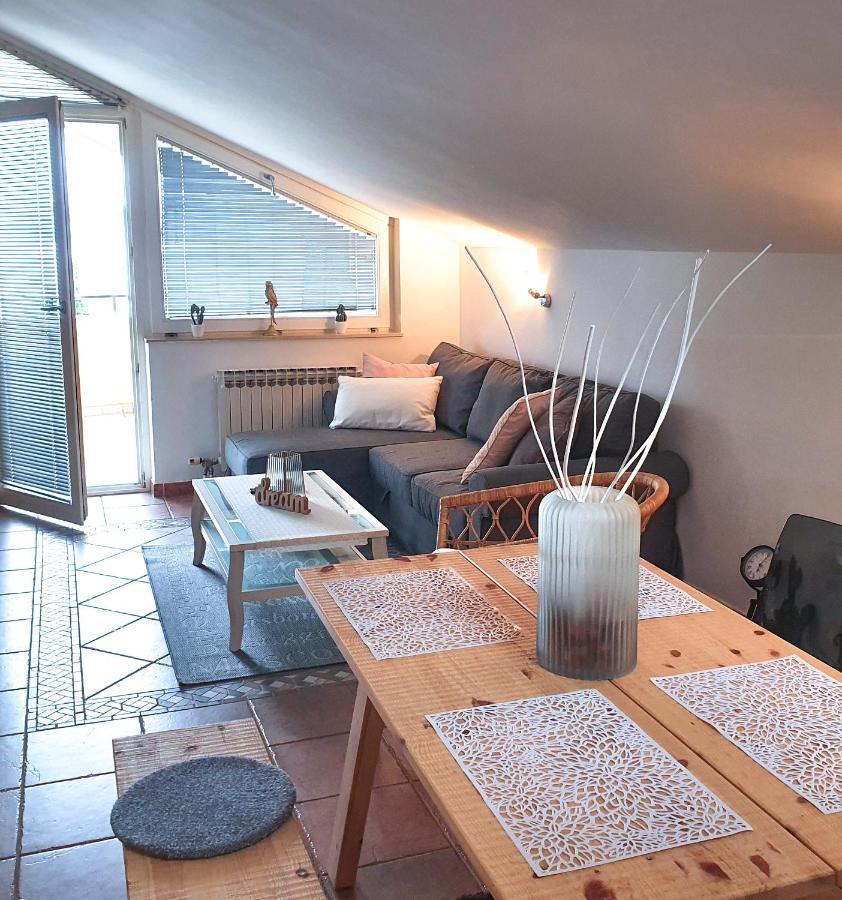 Apartments Lukas Novi Vinodolski Bagian luar foto
