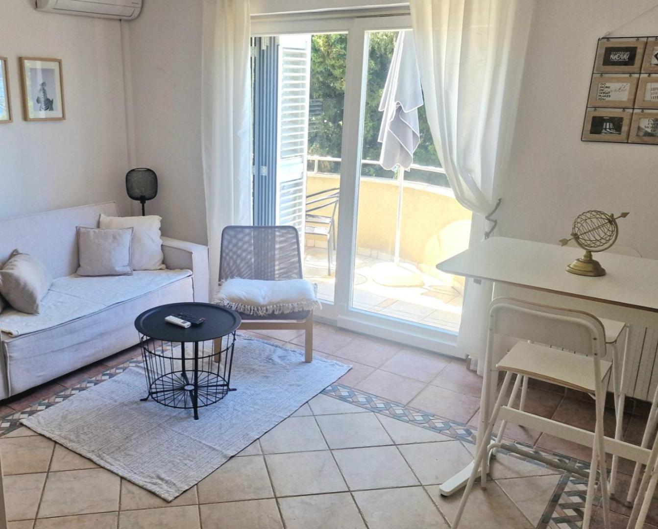 Apartments Lukas Novi Vinodolski Bagian luar foto